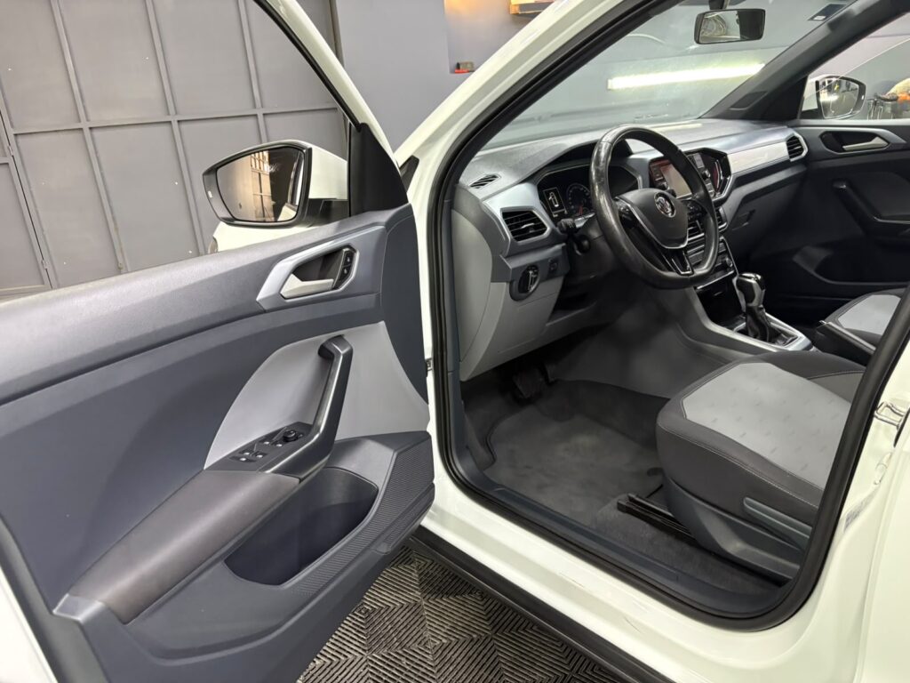 VOLKSWAGEN T-CROSS CONFORTLINE  2021