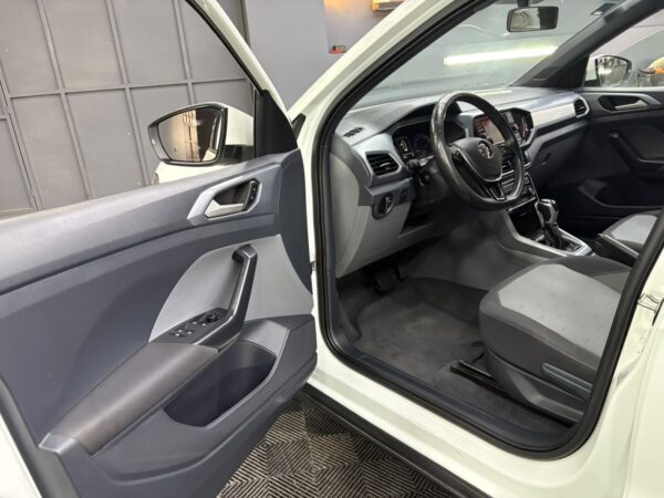 VOLKSWAGEN T-CROSS CONFORTLINE  2021 - Image 5