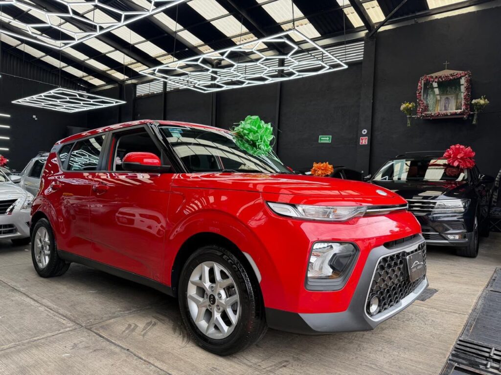 KIA SOUL LX 2020