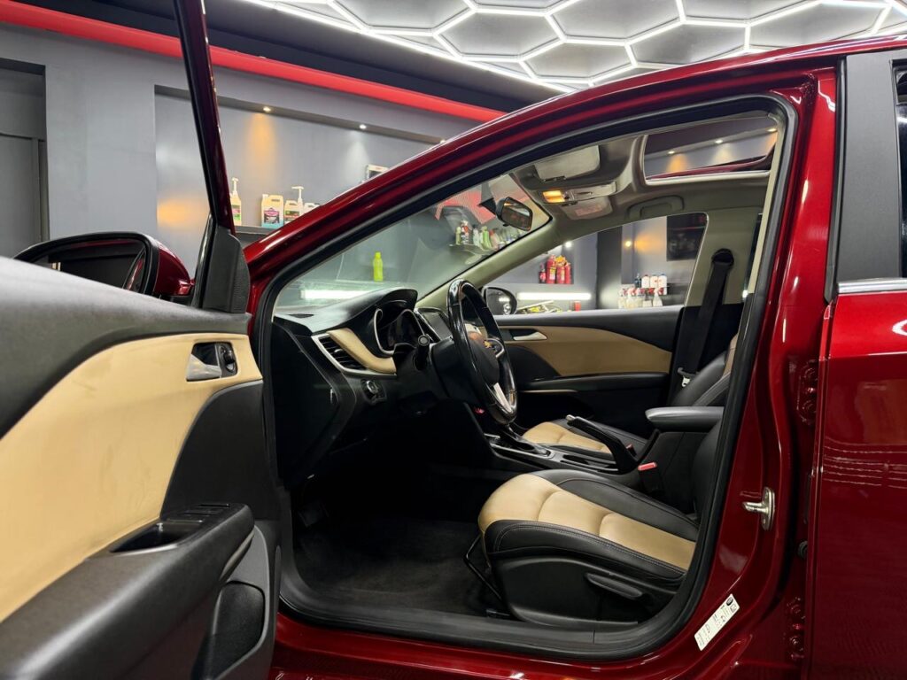 CHEVROLET CAVALIER  LT  2023