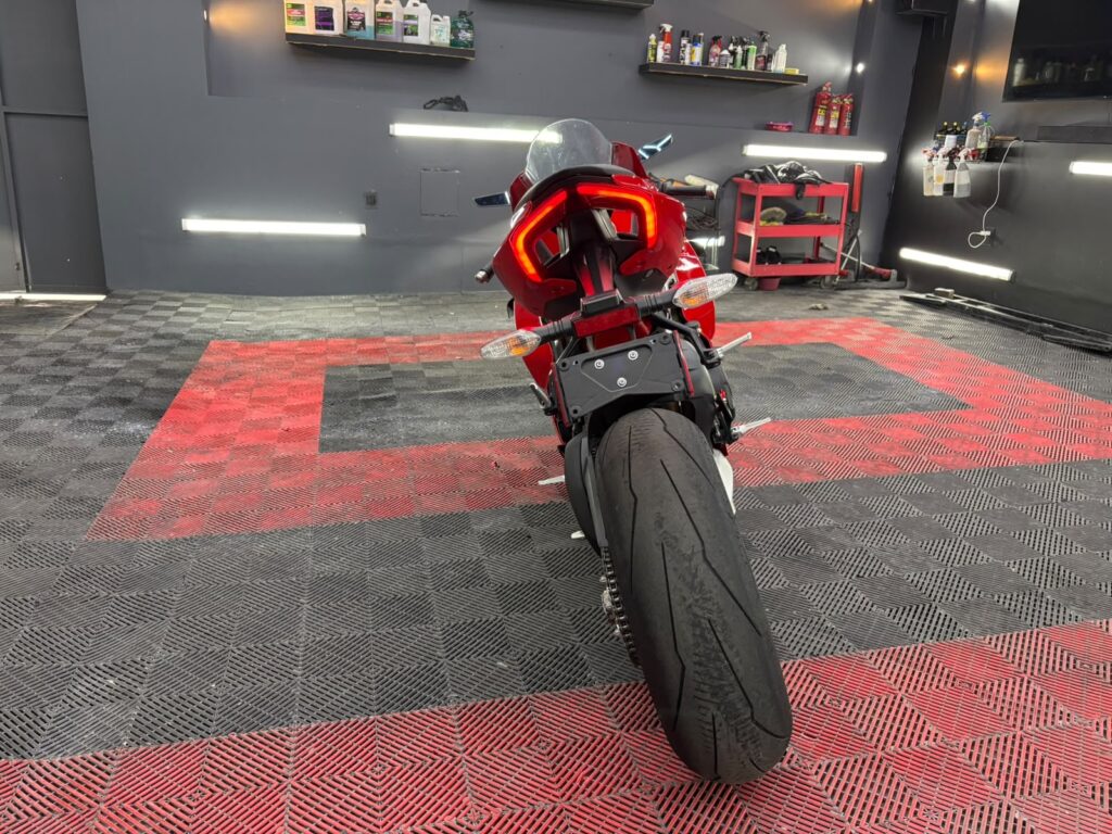 DUCATI PANIGALE V4 2023