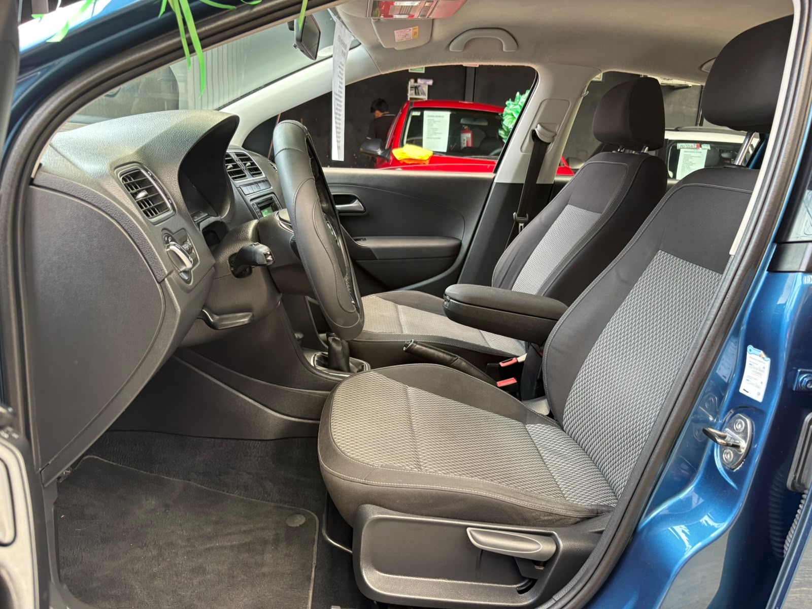 VOLKSWAGEN VENTO HIGLINE 2018 - Image 6