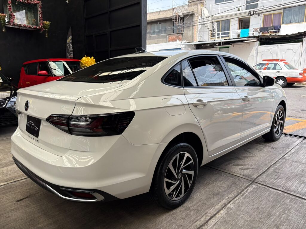 VOLKSWAGEN VIRTUS COMFORTLINE  2023