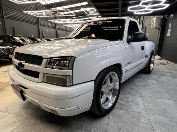 Chevrolet Silverado 2004: imagen 2