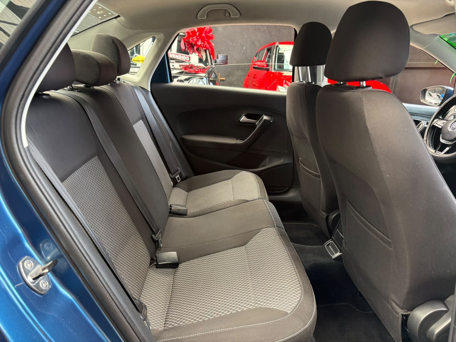 VOLKSWAGEN VENTO HIGLINE 2018 - Image 9