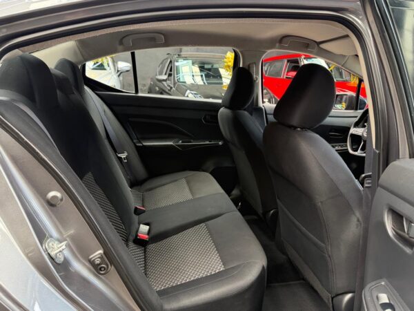 NISSAN VERSA SENSE 2024 - Image 9