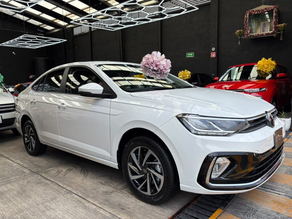 VOLKSWAGEN VIRTUS COMFORTLINE  2023