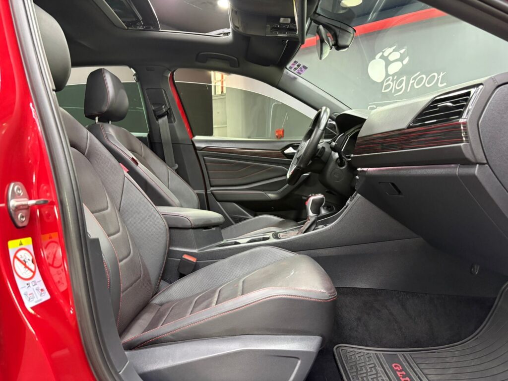 Volkswagen Jetta GLI 40 Aniversario  2024
