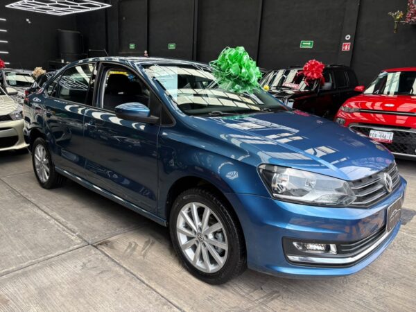 VOLKSWAGEN VENTO HIGLINE 2018 - Image 2