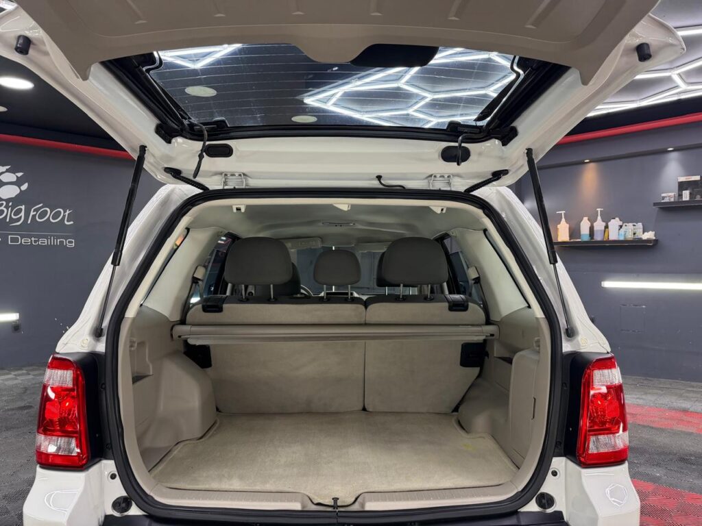 FORD ESCAPE  XLS 2012