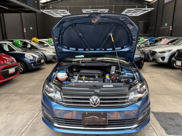 VOLKSWAGEN VENTO HIGLINE 2018 - Image 10