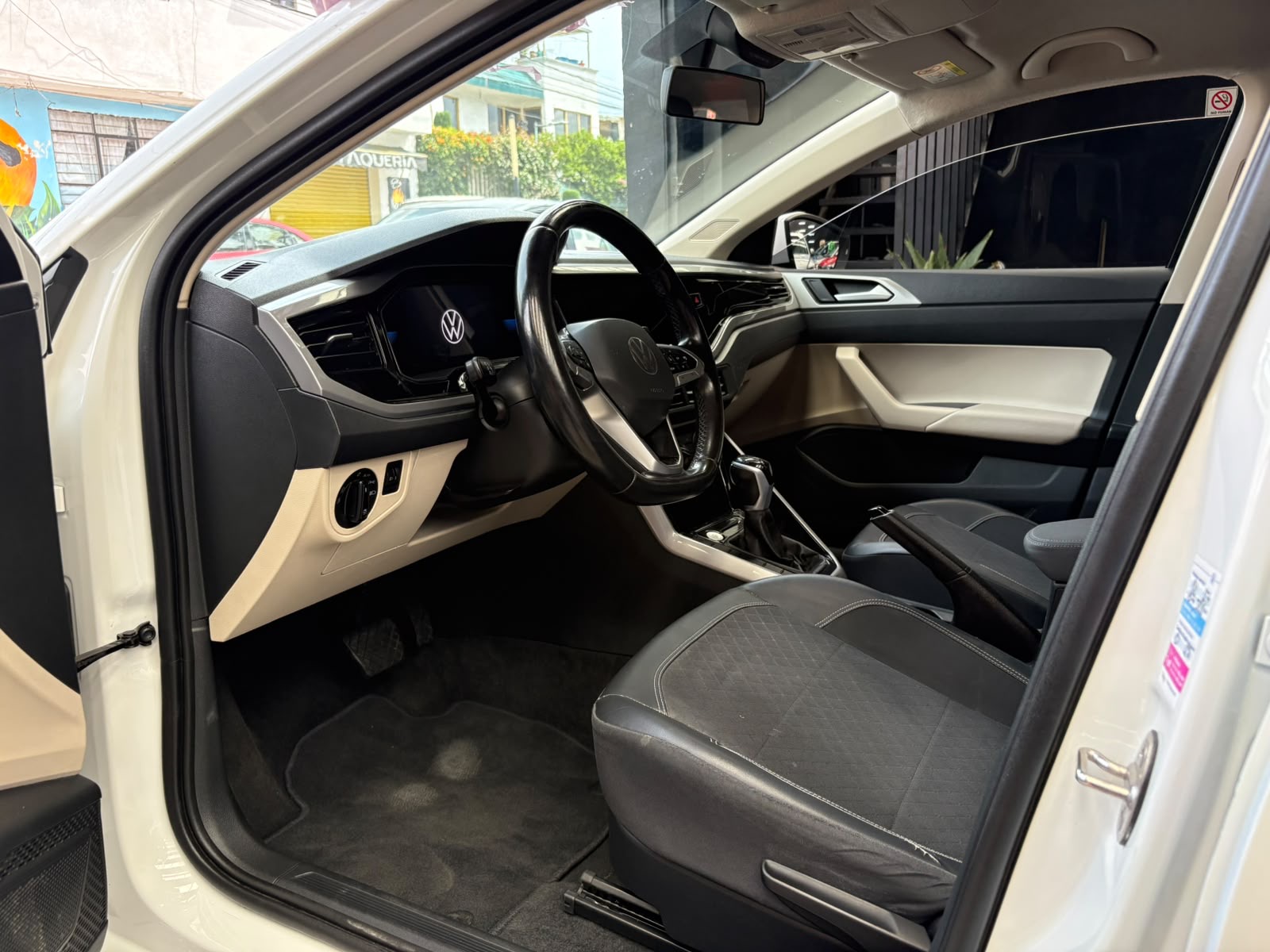 VOLKSWAGEN VIRTUS COMFORTLINE  2023: imagen 6