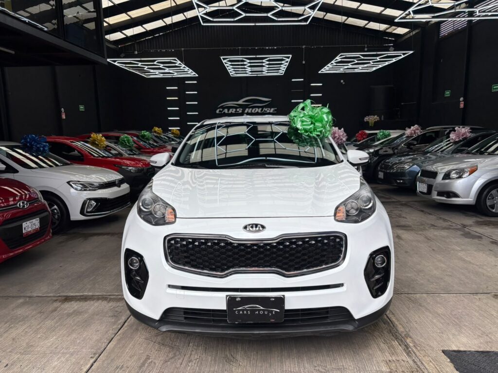 KIA SPORTAGE EX 2018