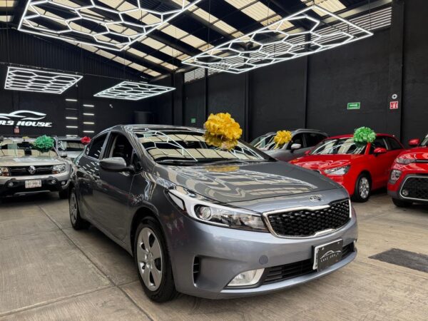 KIA FORTE LX 2018: imagen 2