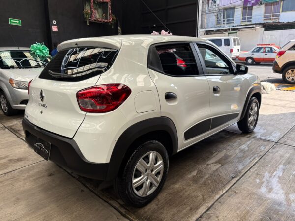 RENAULT KWID INTENS 2021: imagen 5