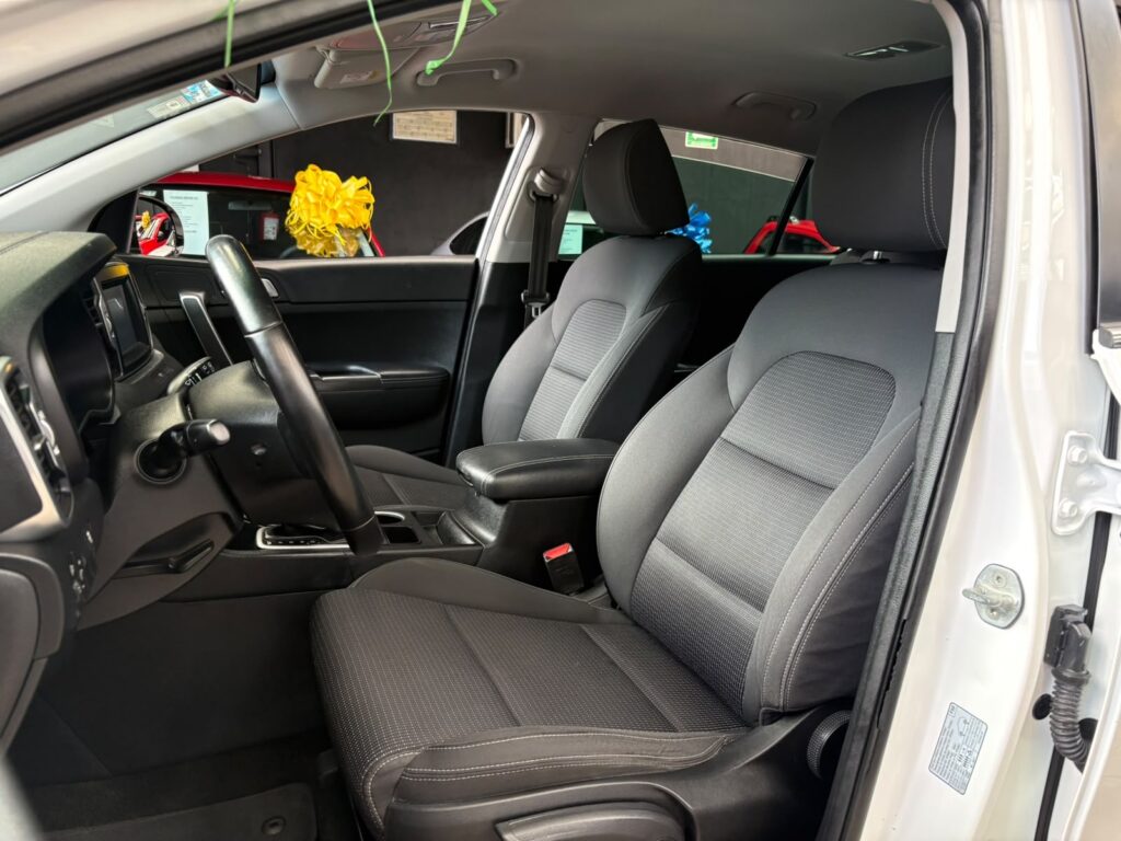 KIA SPORTAGE EX 2018