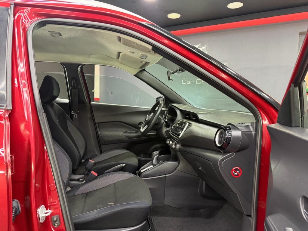 NISSAN KICKS ADVANCE  2017