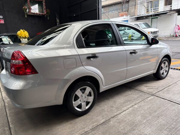 CHEVROLET AVEO LS J 2016: imagen 5