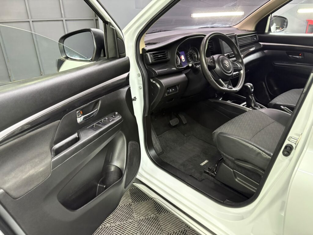 SUZUKI ERTIGA  XL7 2023
