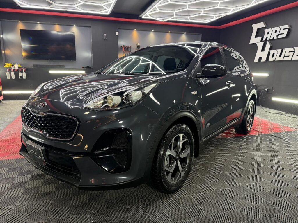 KIA SPORTAGE LX 2020
