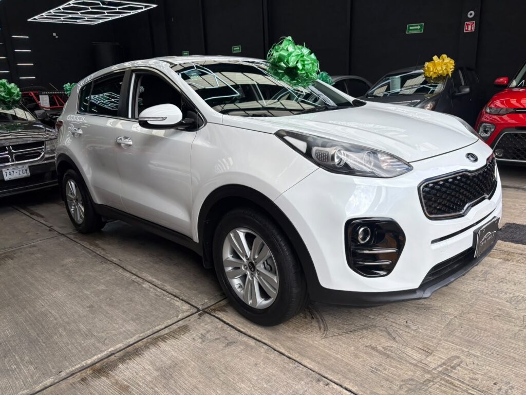 KIA SPORTAGE EX 2018