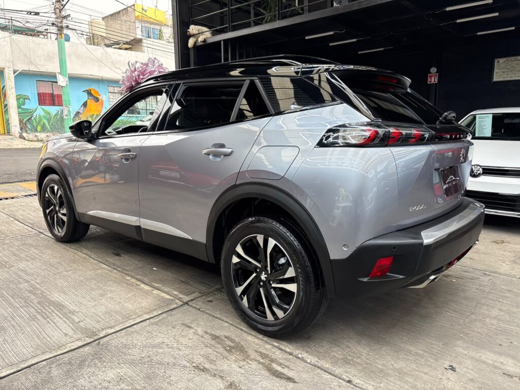 PEUGEOT 2008 GT LINE 2022
