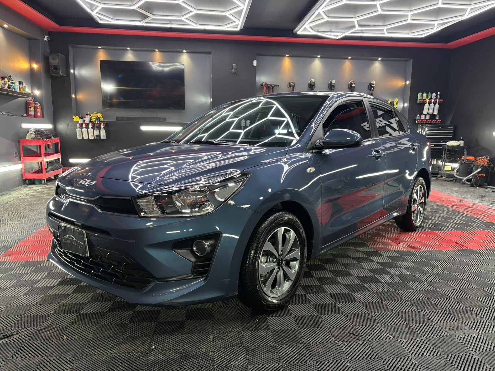 KIA RIO  LX 2023: imagen 1